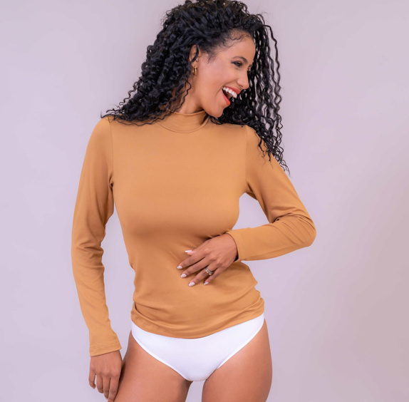 Camiseta Agatha